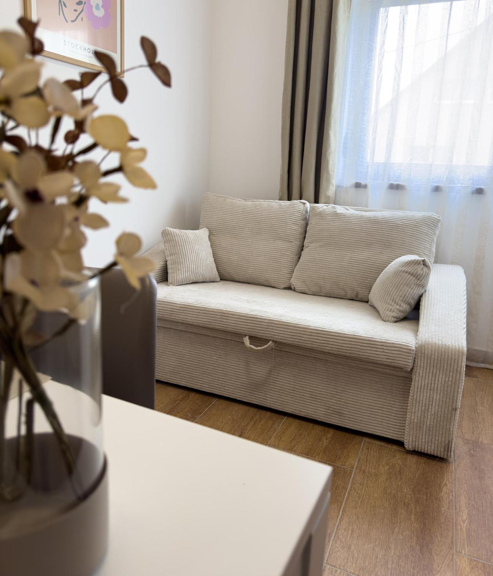 Rp Apartmanhaz Demjén Exterior foto